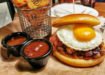 Отзыв о ресторане T.G.I. Friday's — Луизиана смоуки поркбургер