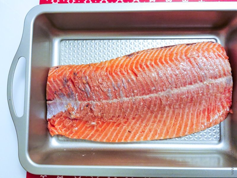 Как засолить красную рыбу в домашних условиях — убираем шкуру и кости с рыбы
